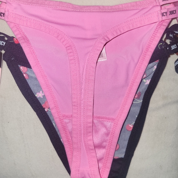 JUICY COUTURE ๐ THONGS - Picture 11 of 16